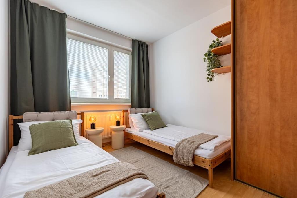 Duna Retreat: City Serenity Bratislava Extérieur photo